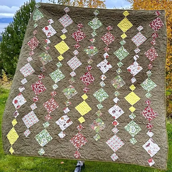 Chandelier Quilt i vinden