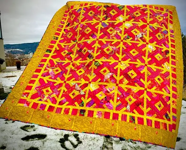 Country Road Quilt i vinden