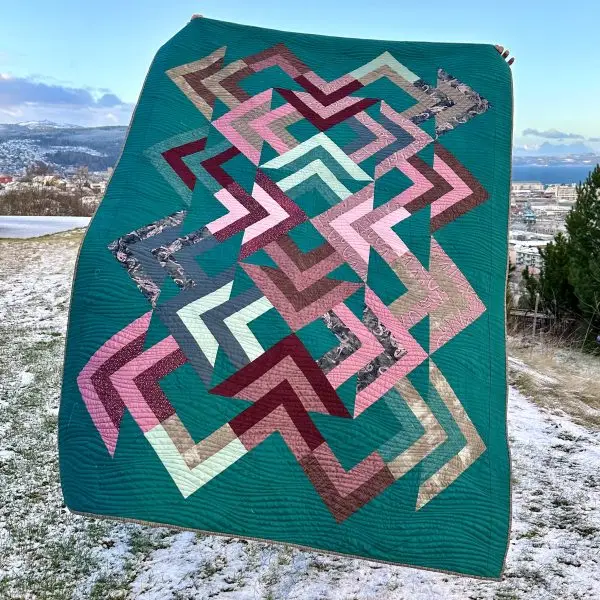 Nested Cabin Quilt i hagen